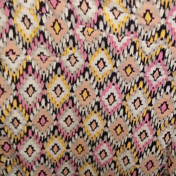 Capri pants - Picture 2 of 2